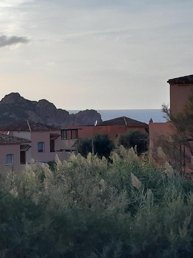 Calarossa Sardinia Apartments Isola Rossa Buitenkant foto