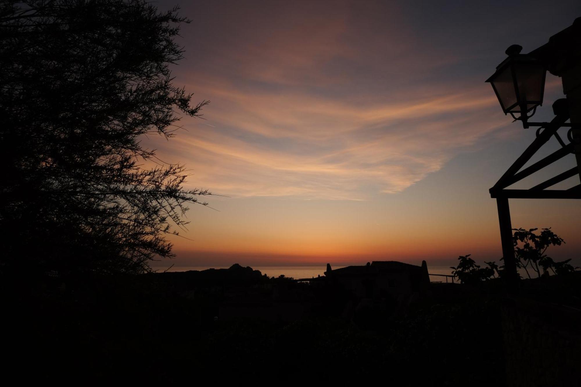 Calarossa Sardinia Apartments Isola Rossa Buitenkant foto