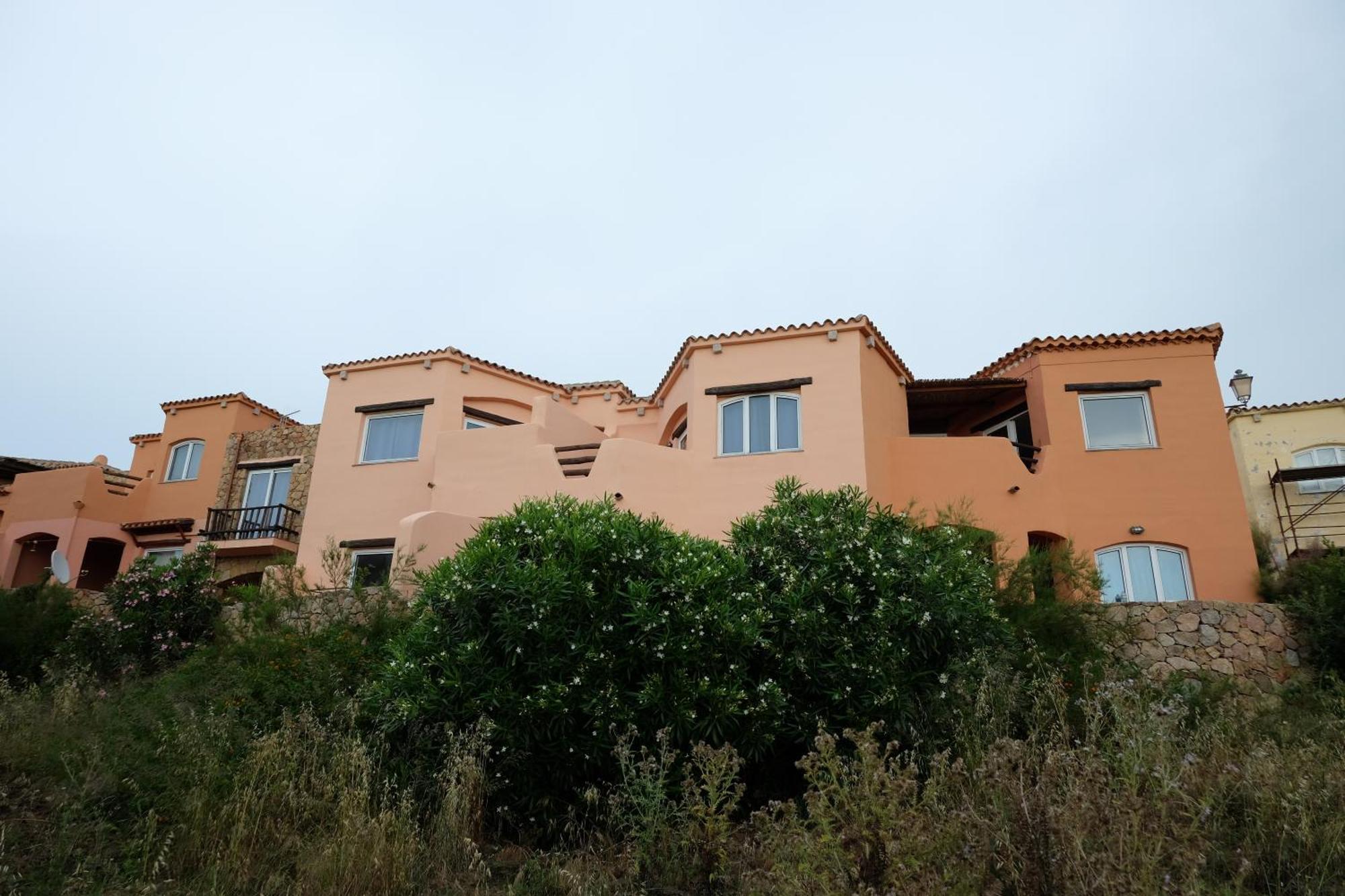 Calarossa Sardinia Apartments Isola Rossa Buitenkant foto