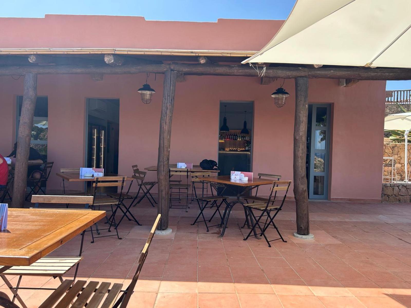 Calarossa Sardinia Apartments Isola Rossa Buitenkant foto