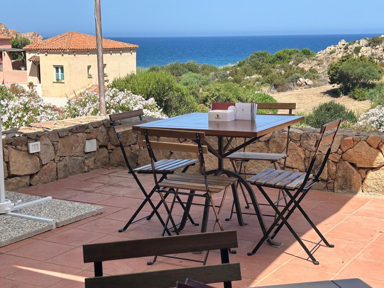 Calarossa Sardinia Apartments Isola Rossa Buitenkant foto
